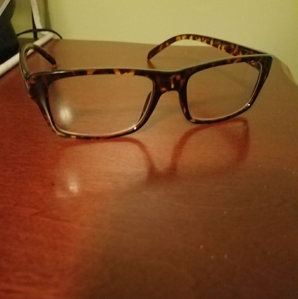 Non-prescription glasses